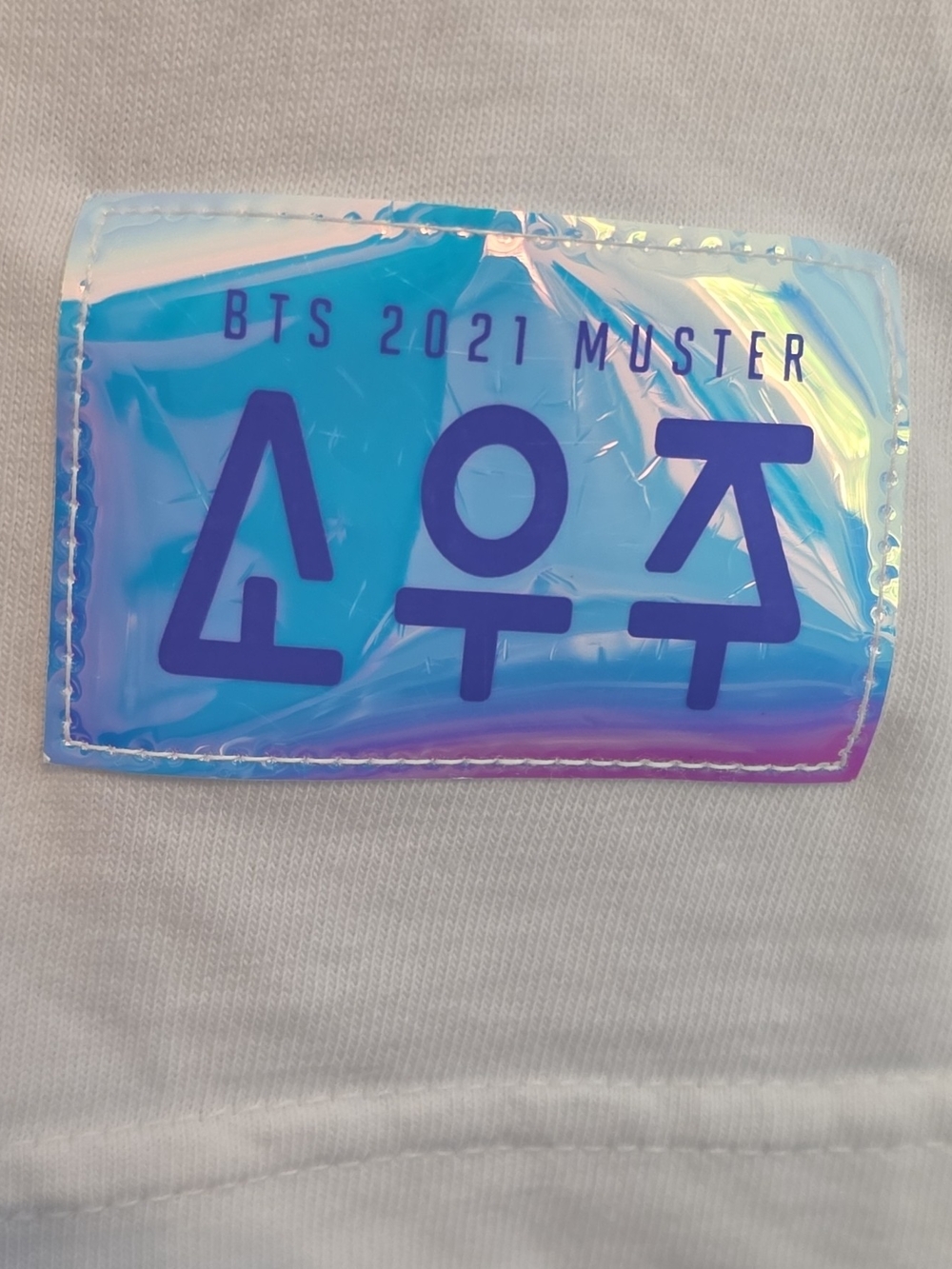 BTS SOWOOZOO 2021 Lavender-Accent Short Sleeve Tee - Picture 4 of 6